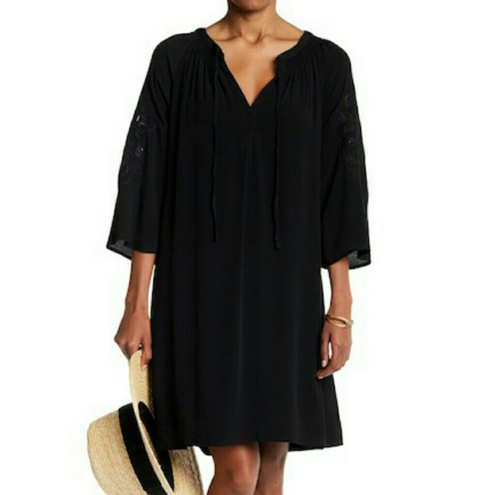 Cupcakes and Cashmere Rosco dress